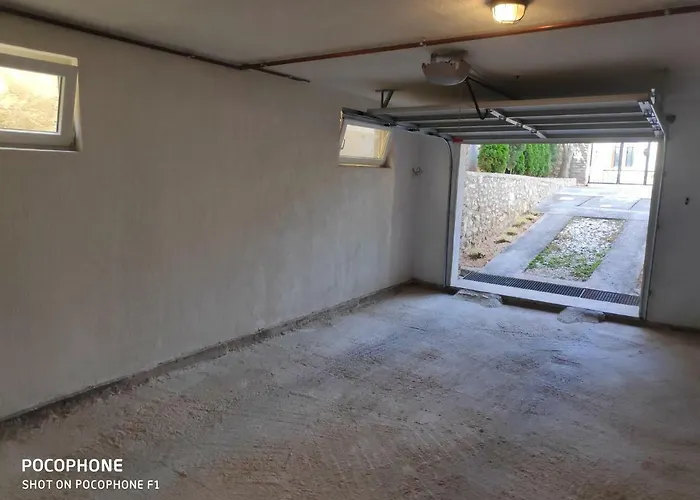 Lisinski بيت للعطل زادار