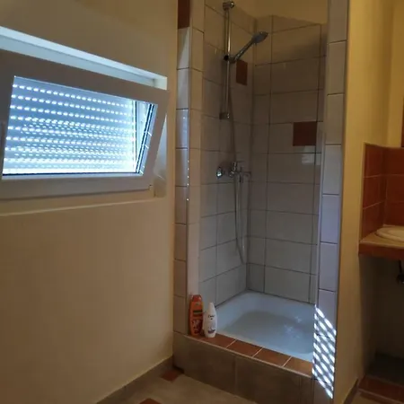 Lisinski Nyaraló