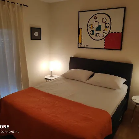 Lisinski Holiday home *